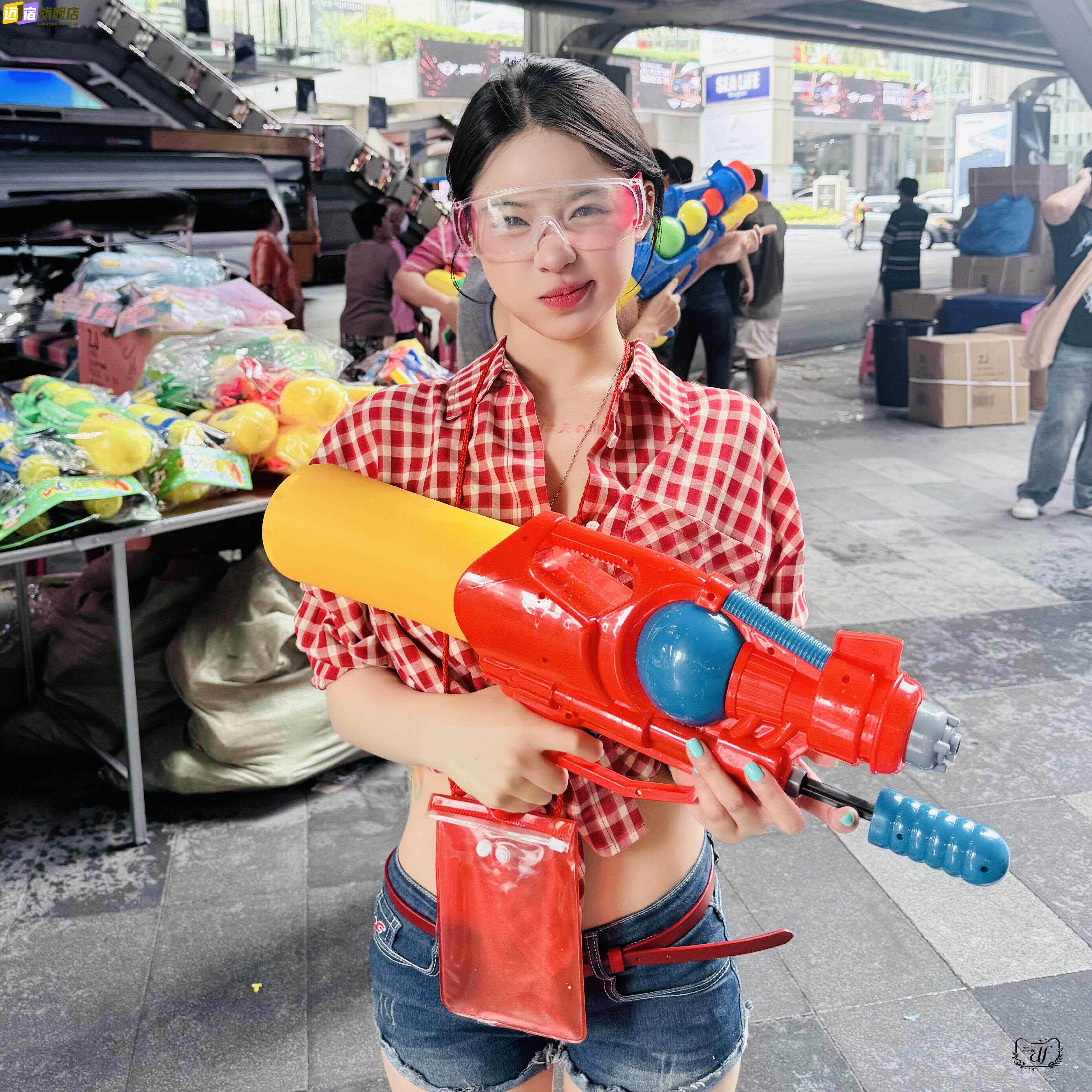 超大号水枪玩具泼水节成人大童儿童水枪大容量沙滩打水仗嗞喷水枪