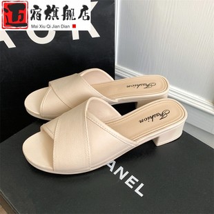 女夏季 时尚 凉拖鞋 外穿2025新款 法式 粗跟小高跟配裙子沙滩一字拖鞋