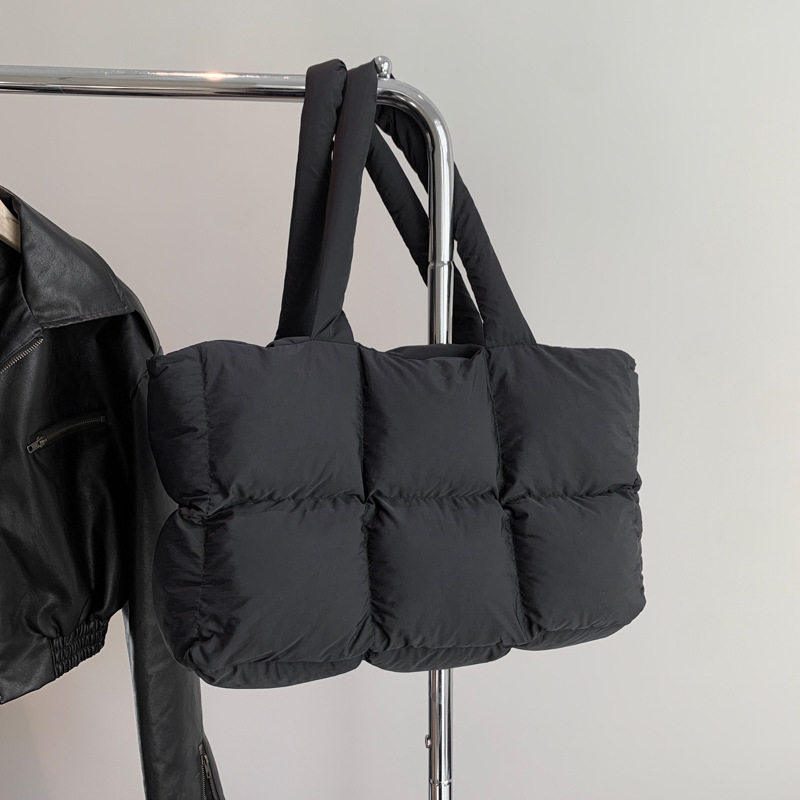 2026新款羽绒包棉服女包简约填棉太空包托特包柔软方格腋下单肩包