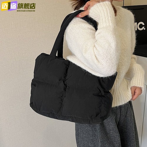 纯色单肩羽绒棉服包包女包高级感新款学生托特包手提大容量云朵包