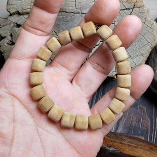 太行崖柏雷击木森林火烧烟熏香料未打磨无泡油女款手串手链项链