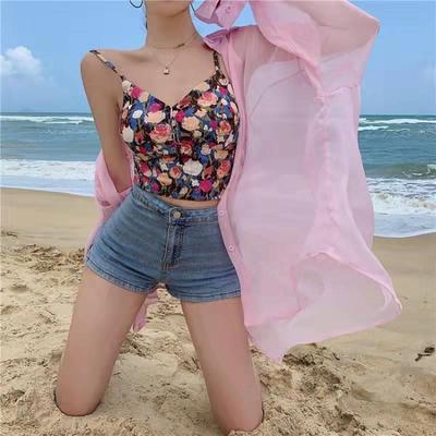 tube girl as Floral top for wears vacation layer as outer