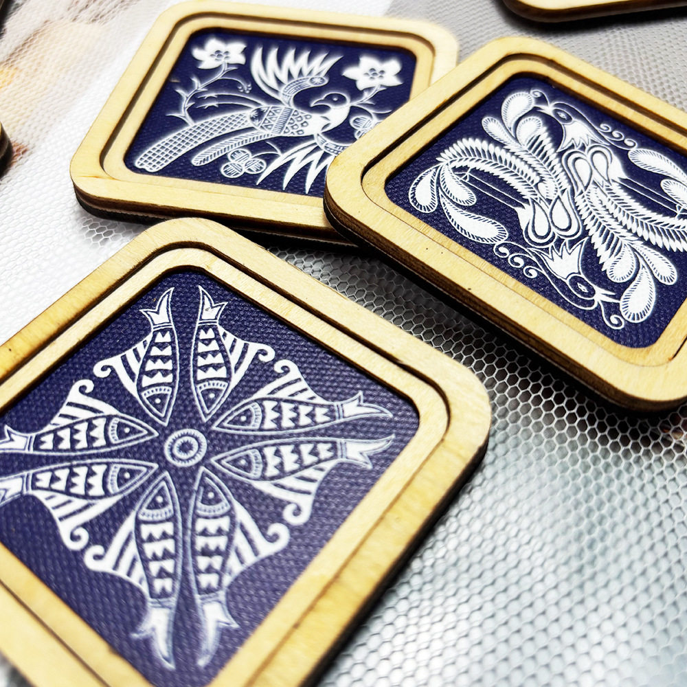 贵州苗族图腾图案蓝染风格冰箱贴