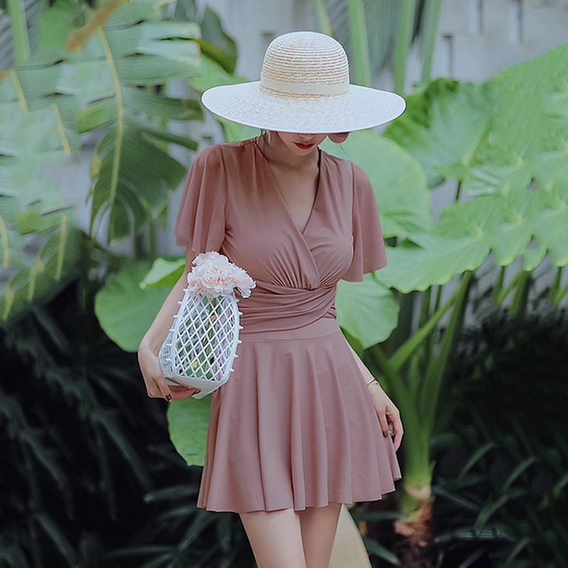 大码泳衣女钢托聚拢性感露背连体裙式沙滩度假裙式韩版温泉游泳装