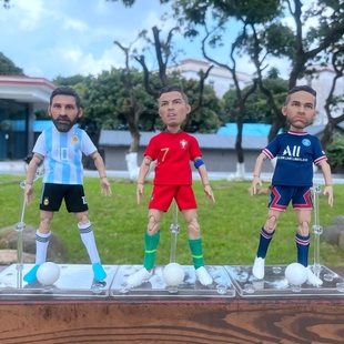 巴黎内马尔兵人玩偶球星公仔梅西C罗摆件人偶模型C罗纳尔多公仔