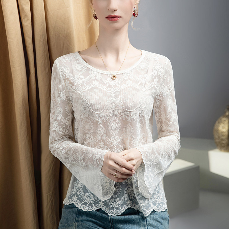 蕾丝拼接长袖T恤女镂空罩衫2026春季新款女装透视洋气宽松上衣