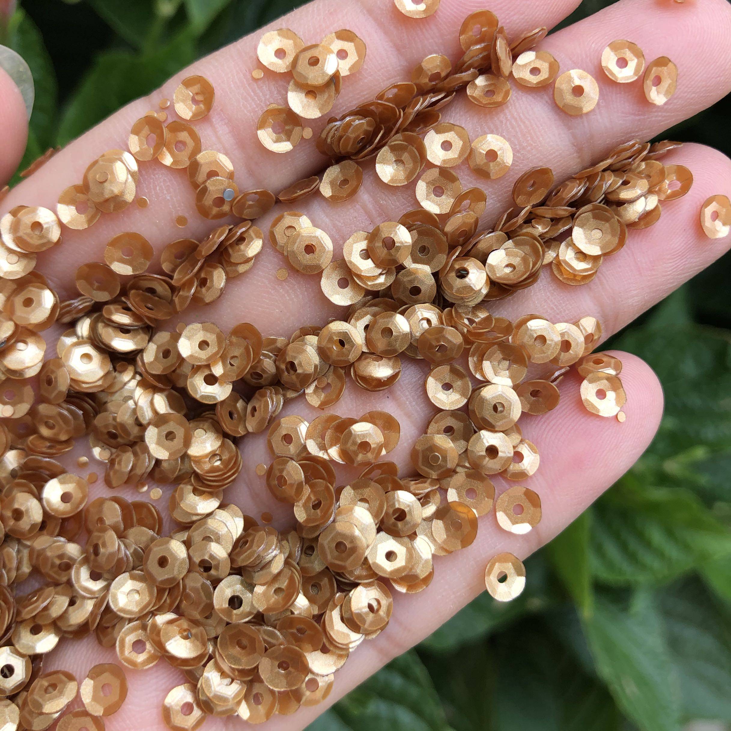 包邮手缝磨砂珠片4mm圆凹面咖啡色亮片PVC片服装辅料DIY饰品配件,饰品/流行首饰/时尚饰品新,其他DIY饰品配件,淘宝优惠券,粉丝福利购,淘宝优惠卷