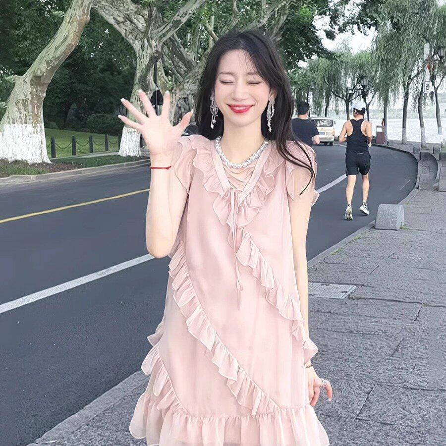 夏季荷叶边连衣裙女新款法国小众高腰显瘦洋气系带粉色蛋糕裙子