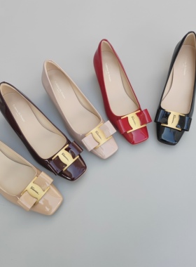 Federica Di Donato 包邮25新款蝴蝶结高跟鞋女 漆皮方头粗跟单鞋