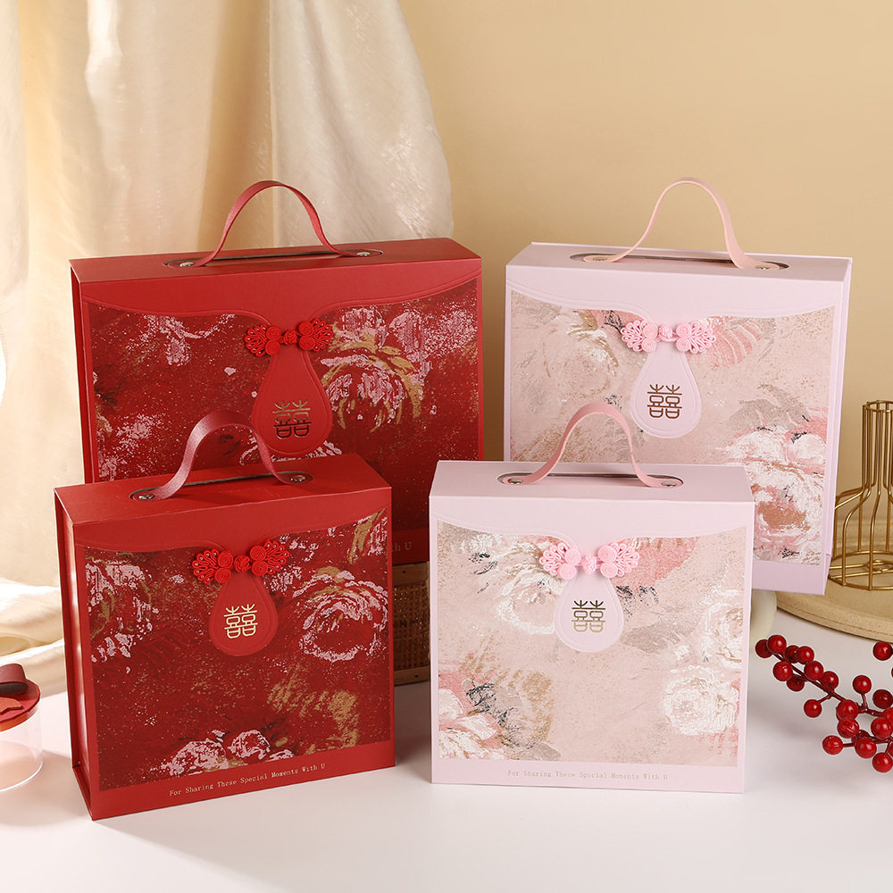 结婚回礼喜糖盒高级绸缎伴手礼盒新婚订婚磁吸翻盖硬盒成品空盒