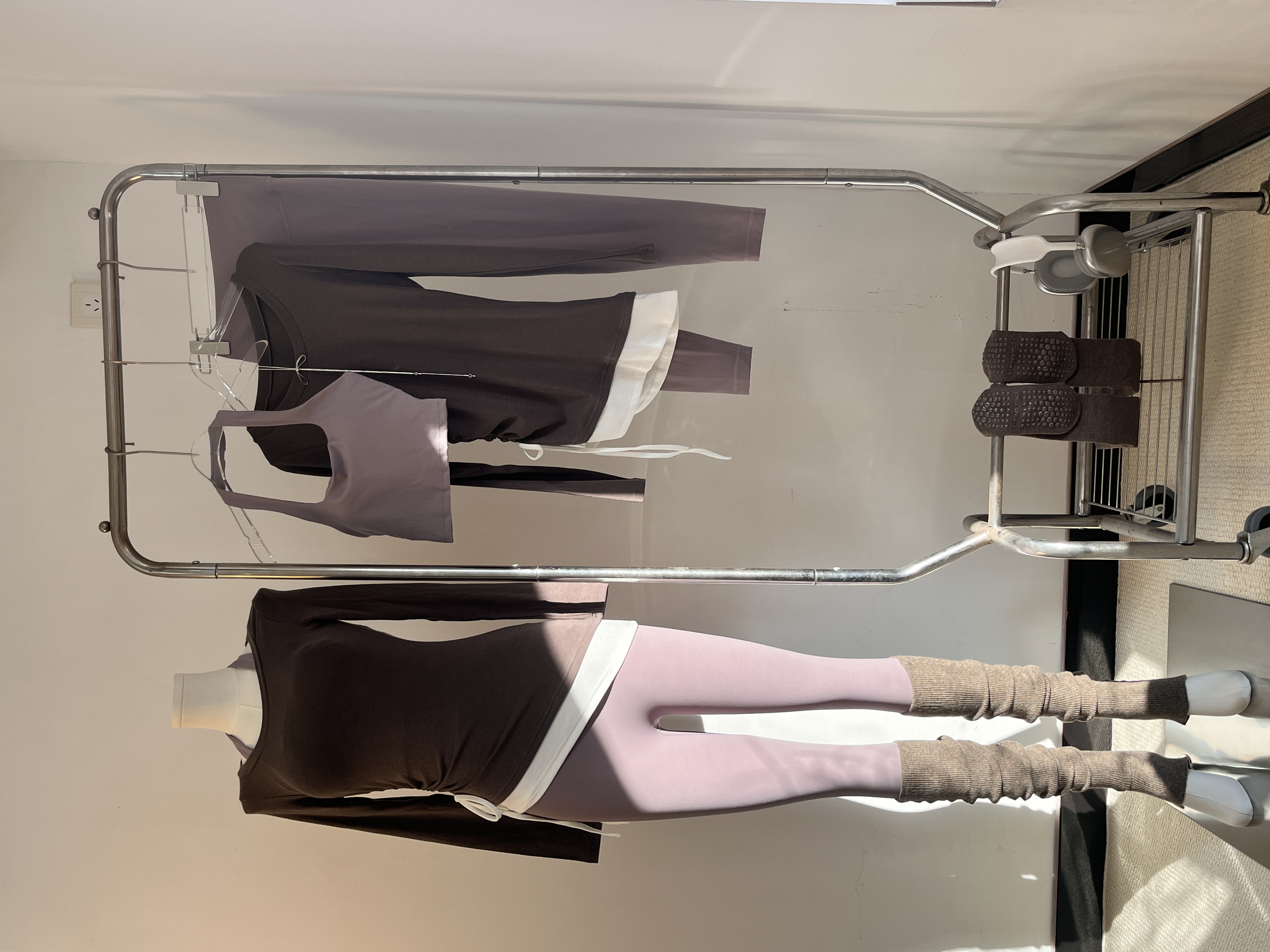 2025新款瑜伽服套装女修身显瘦运动上衣健身服跑步训练服两件套