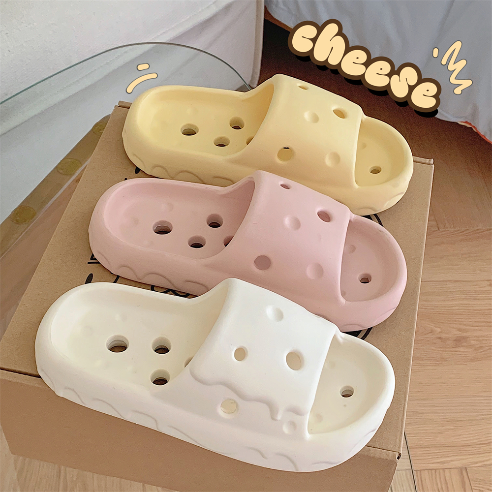 简约风浴室洗澡防滑镂空情侣拖鞋