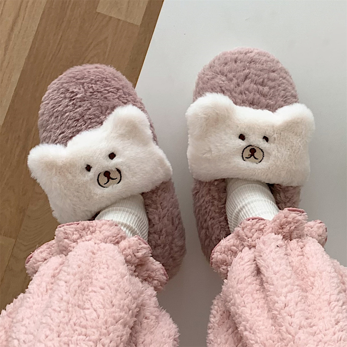 女冬日系少女心可爱小熊毛绒鞋新款情侣时尚居家防滑保暖棉拖鞋男