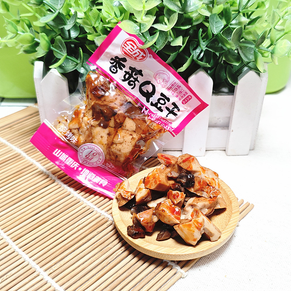 包邮 全成香菇Q豆干烧烤味500克 多款口味 休闲食品 即食零食解馋