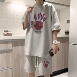 浅灰色