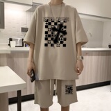 卡其色