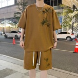 卡其色