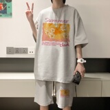 浅灰色