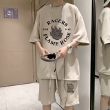 卡其色