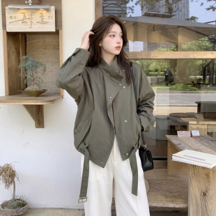 新款时尚军绿色立领短款风衣外套女春秋小个子甜酷减龄夹克休闲风