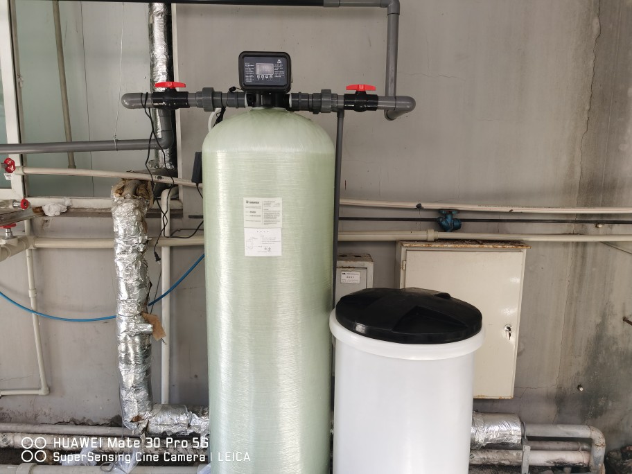 全自动工业锅炉软水机软化水设备8吨10吨去除水垢水碱钙镁离子