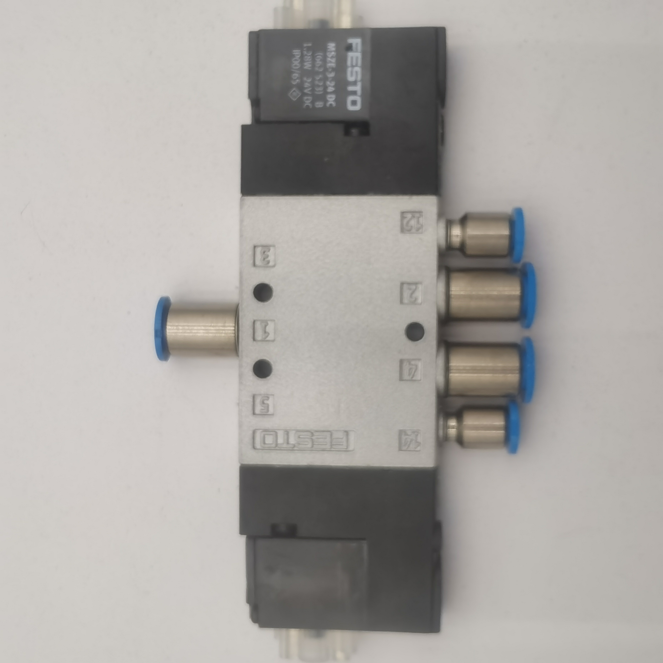 电磁阀CPE10-M1BH-5/3GS-QS6-B