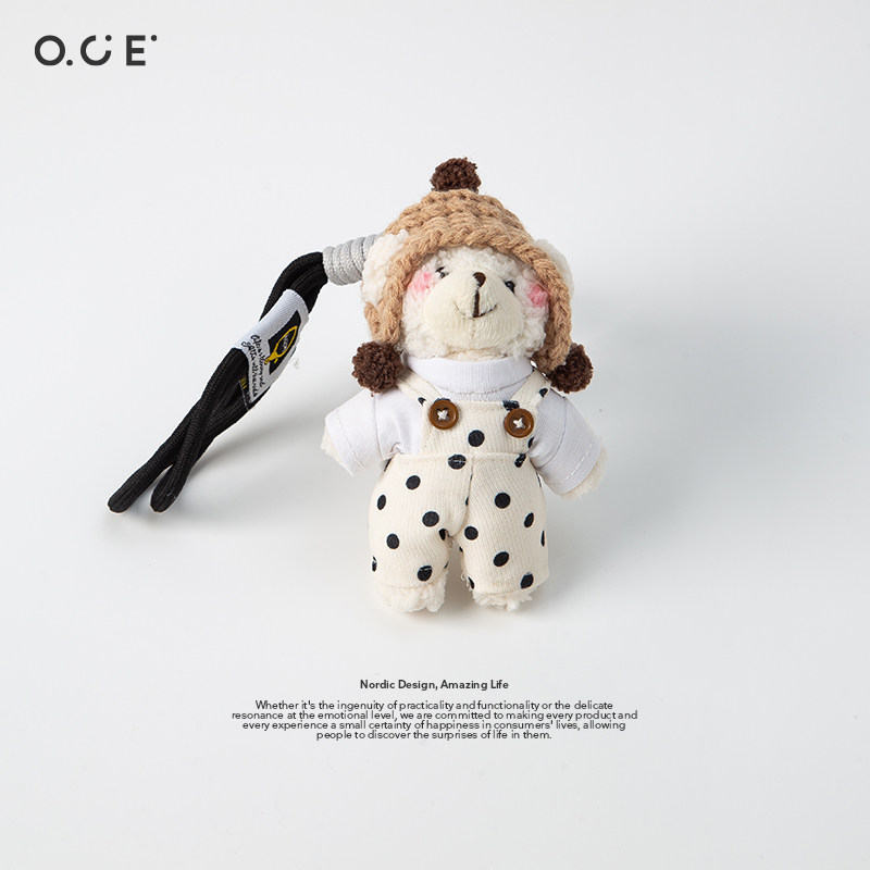 OCE黑色波点背带裤小熊玩偶挂件可爱小狗背包装饰品钥匙扣热销