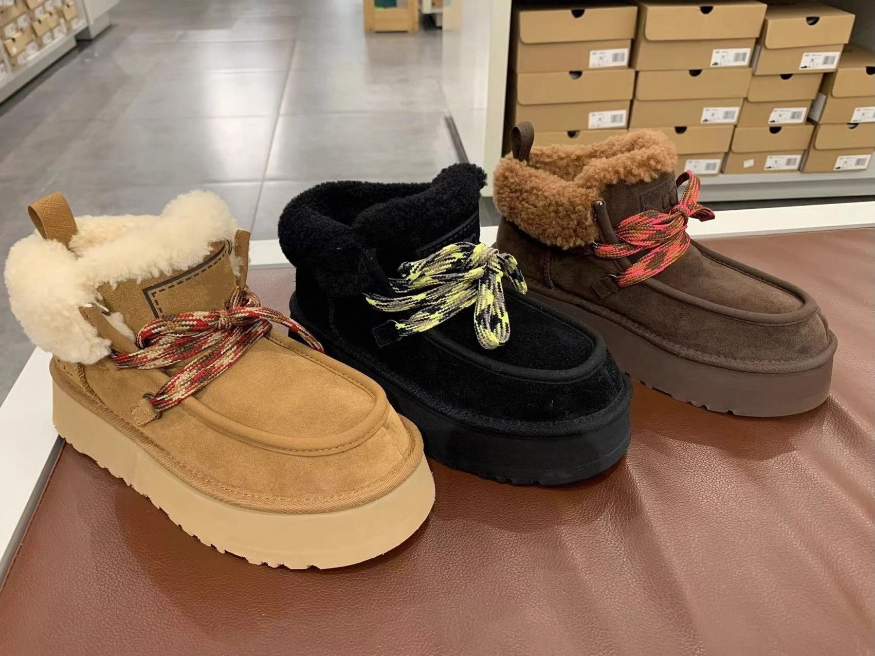 OOTD KMIT 秋冬新品女鞋羊皮毛一体厚底增高芙卡拉系带短筒雪地靴