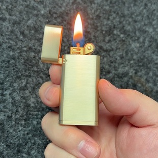 薄款黄铜砂轮煤油打火机 老式经典轻薄打火机 一体掏空打火机包邮