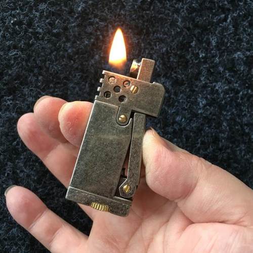 老式复古怀旧煤油打火机