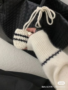 YZY 纯手工毛线钩织费尔岛耳机包项链装饰包包挂饰耳机包成品