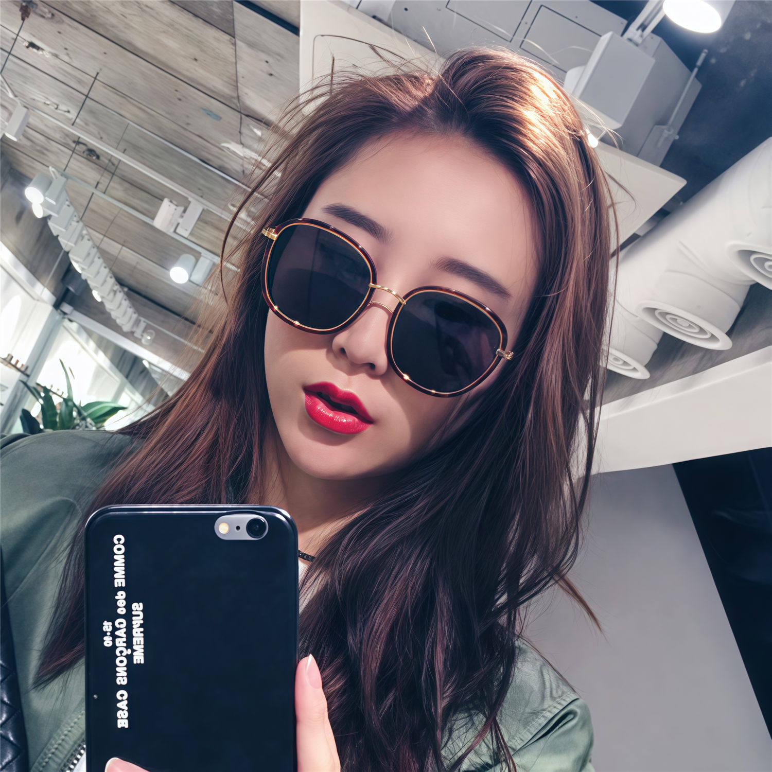 新款女士偏光太阳镜防紫外线眼镜圆脸网红墨镜方脸旅游开车眼睛潮