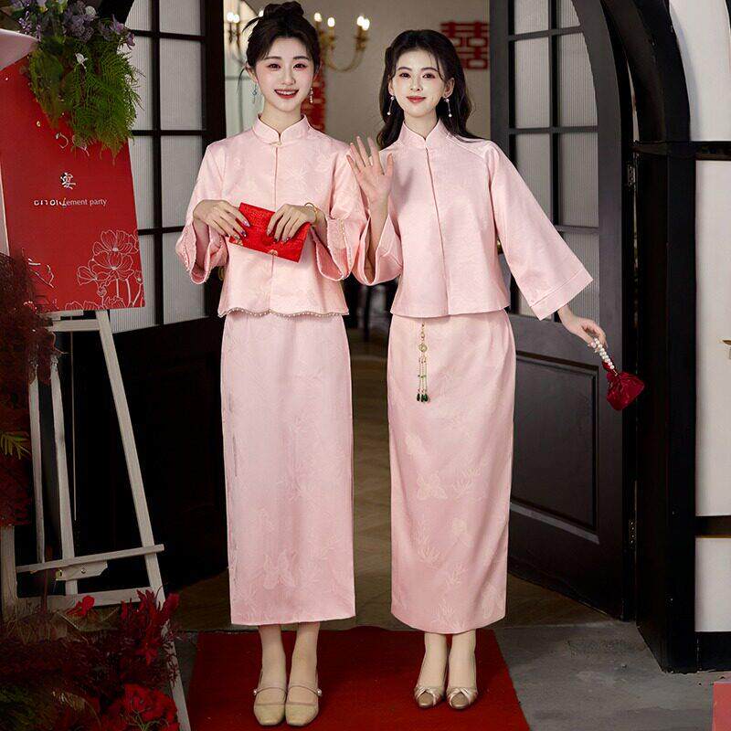 新中式结婚礼服闺蜜姐妹团伴娘服女立领粉色高端气质国风礼服套装