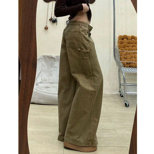 卡其色复古直筒工装牛仔裤女秋季
