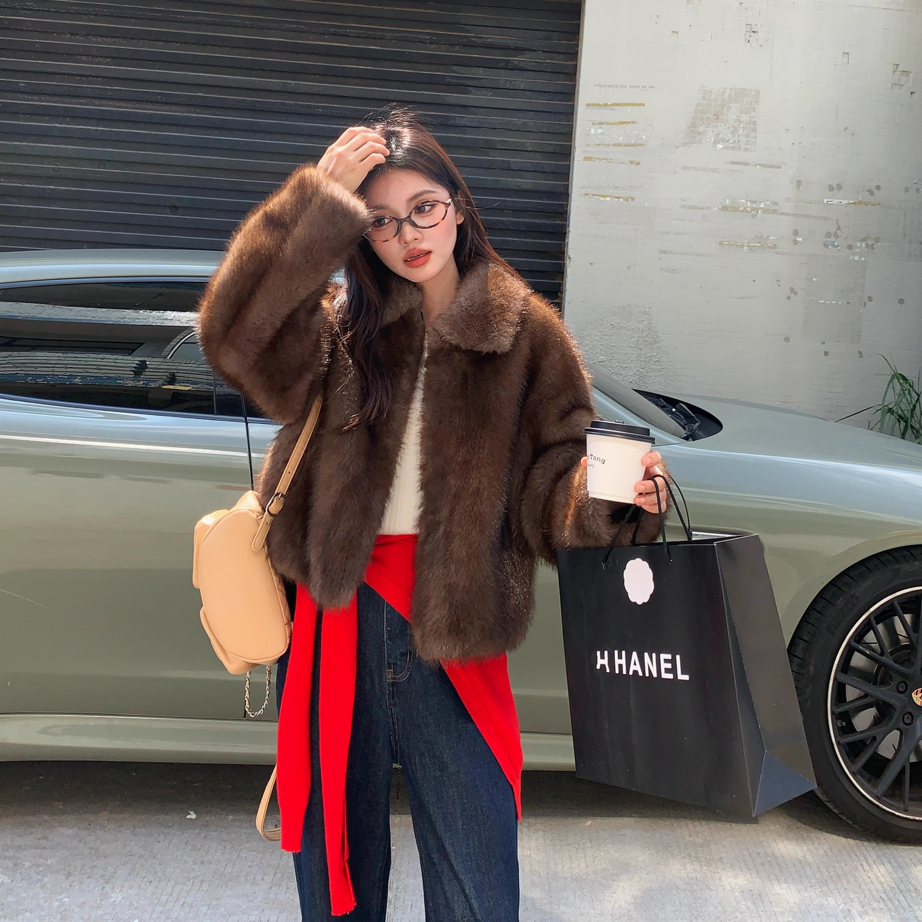 “中古姐姐”仿紫貂短款翻领拉链环保毛毛仿皮毛一体皮草外套女冬