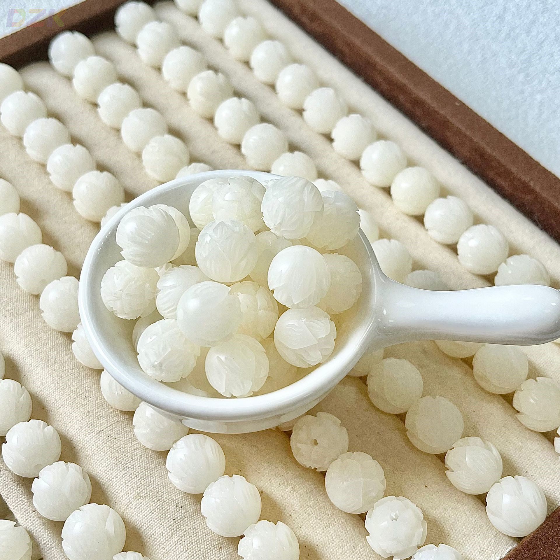 天然白菩提雕刻莲花散珠配件DIY佛珠念珠包包挂件钥匙扣配饰高.5