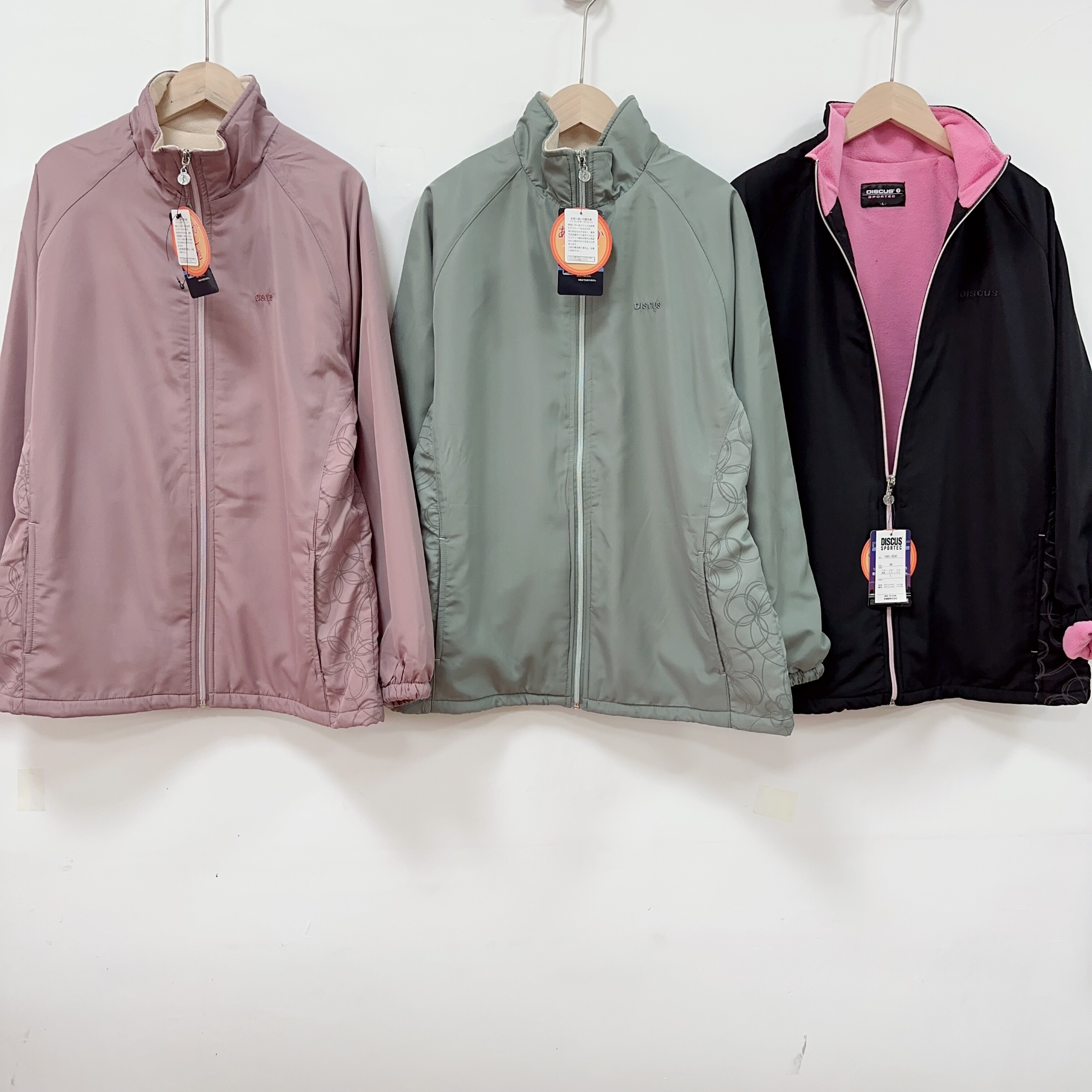 日单女款加绒保暖外套运动防风轻便立领护颈上衣拉链外套