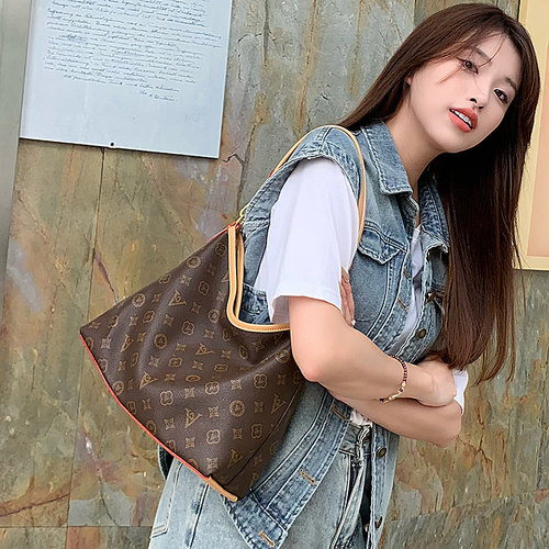 品牌真皮腋下包大容量老花托特包女2026新款高级感牛皮单肩斜挎包