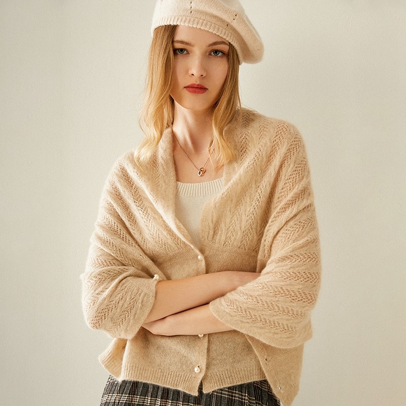 多功能披肩围巾100山羊绒轻薄单股线珍珠扣纯色镂空款围脖防晒衫