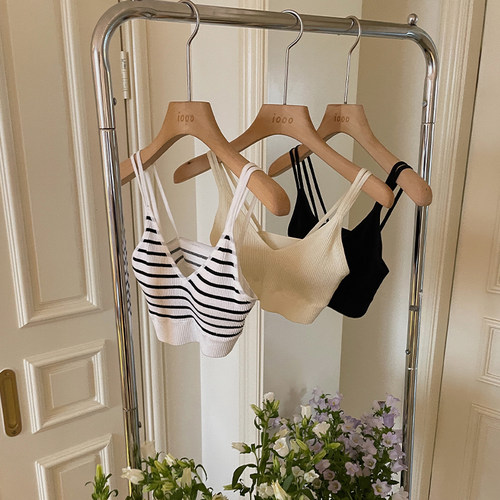 双肩带弹性舒适小背心