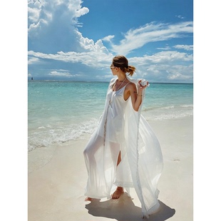 MOERSHOP “松弛的女神感可太绝了”又美又舒服莱赛尔开衩吊带裙