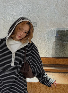 MOERSHOP “品质派条纹控”色织双面条纹连帽亨利领长袖打底T恤女