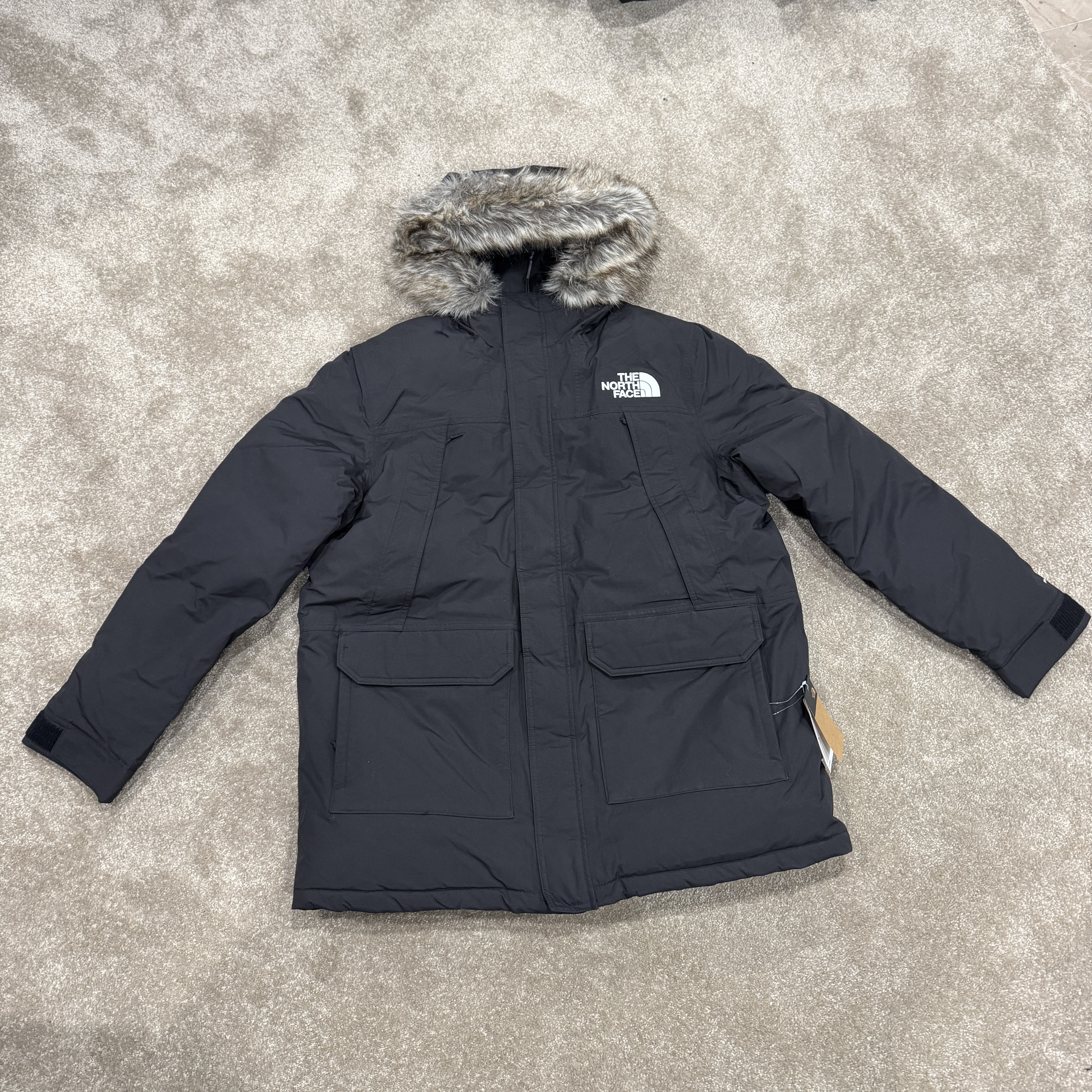 百搭气质保暖硬壳羽绒服