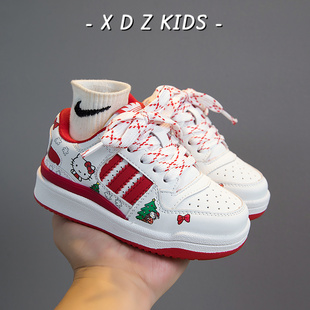 儿童板鞋2025冬季新款男童红色加绒真皮运动鞋女童kitty猫小白鞋