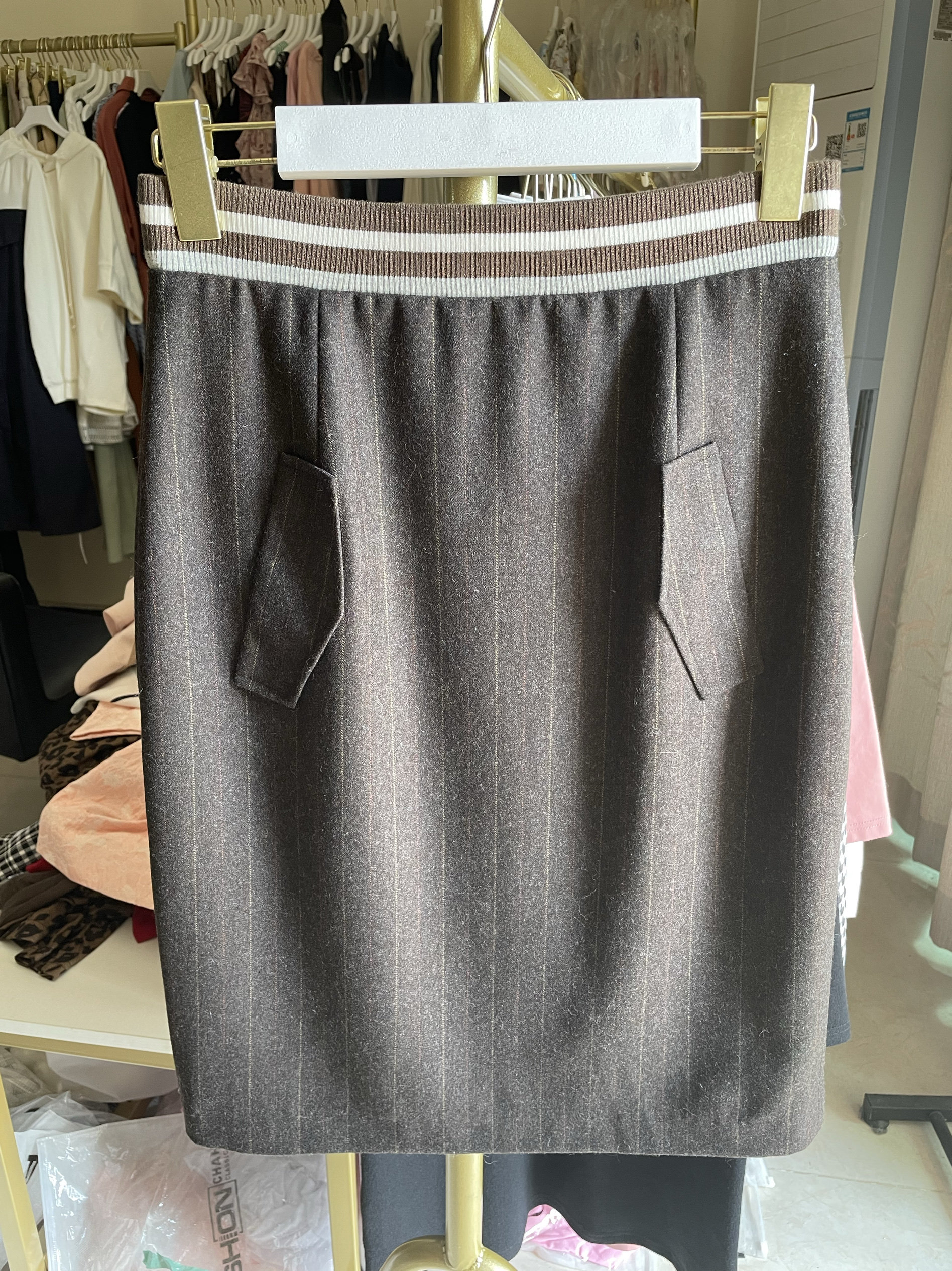恒 2024春秋冬新款女士羊毛半身裙