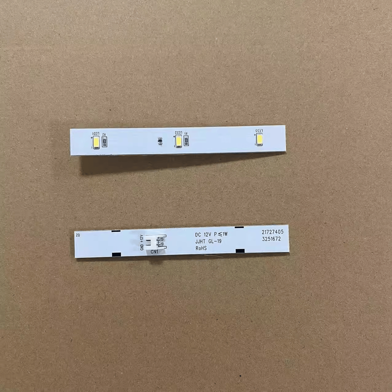 适用格力晶弘冰箱灯冷藏照明LED灯条灯板发光配件 3251672 灯条板,电子元器件市场,显示屏/LCD液晶屏/LED屏/TFT屏,淘宝优惠券,粉丝福利购,淘宝优惠卷