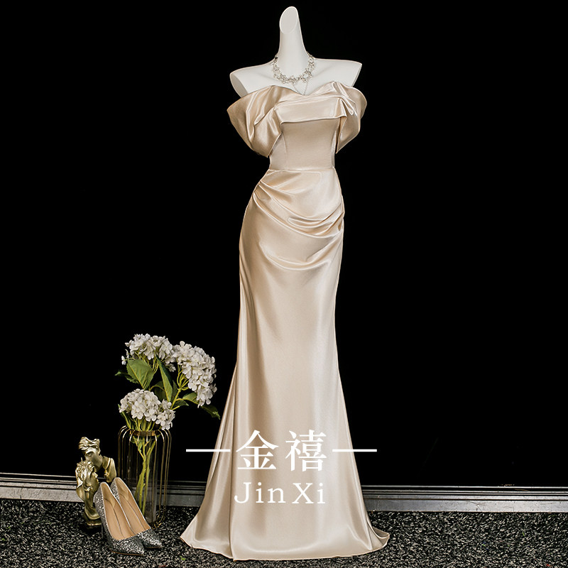 一字肩晚礼服女成人主持生日毕业图片