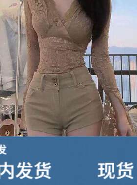 美式辣妹高腰牛仔超短裤女2026年夏季新款卡其色修身弹力包臀热裤
