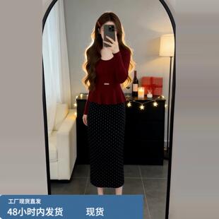 韩姐系贵感气质小香风红色套装裙子女2026独特漂亮新年穿搭一整套