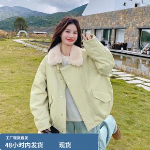 黄绿色休闲翻领拼接羽绒服2025新款女冬加绒厚派克服大衣90绒外套